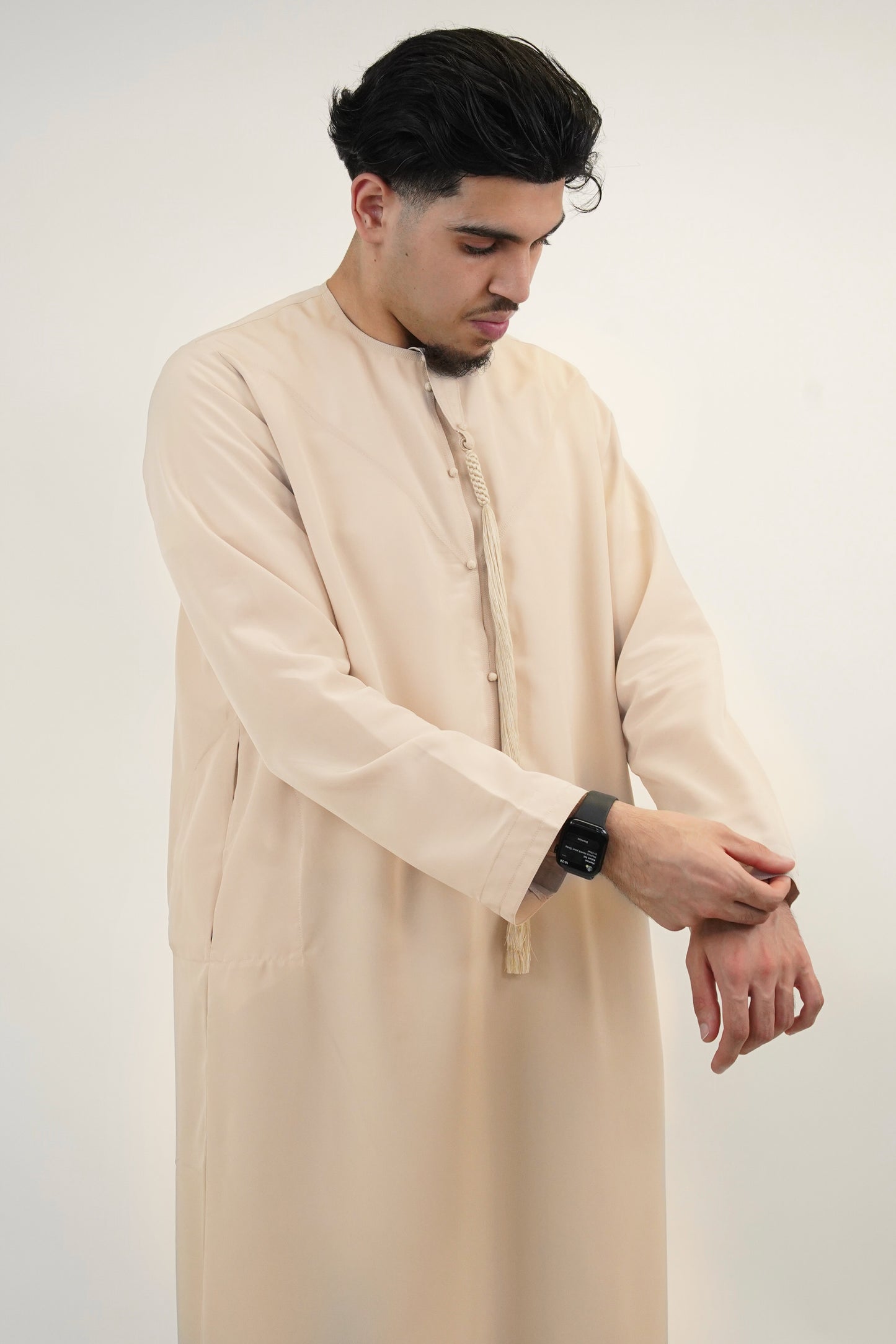 Premium Emirati Thobes