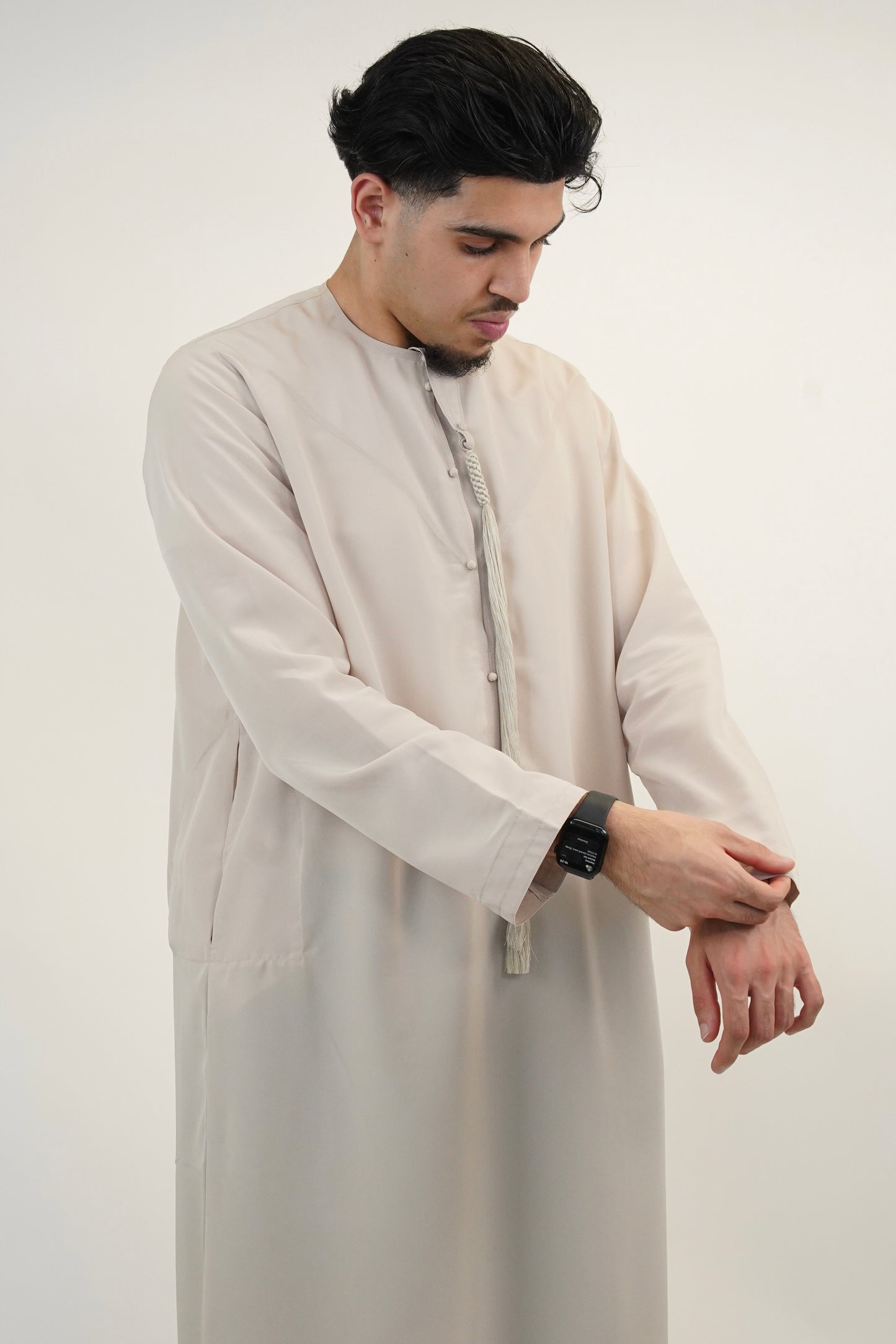 Premium Emirati Thobes
