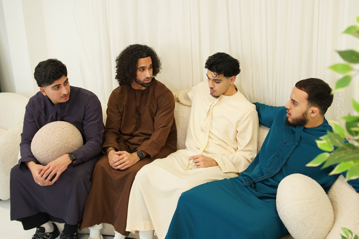 Premium Emirati Thobes