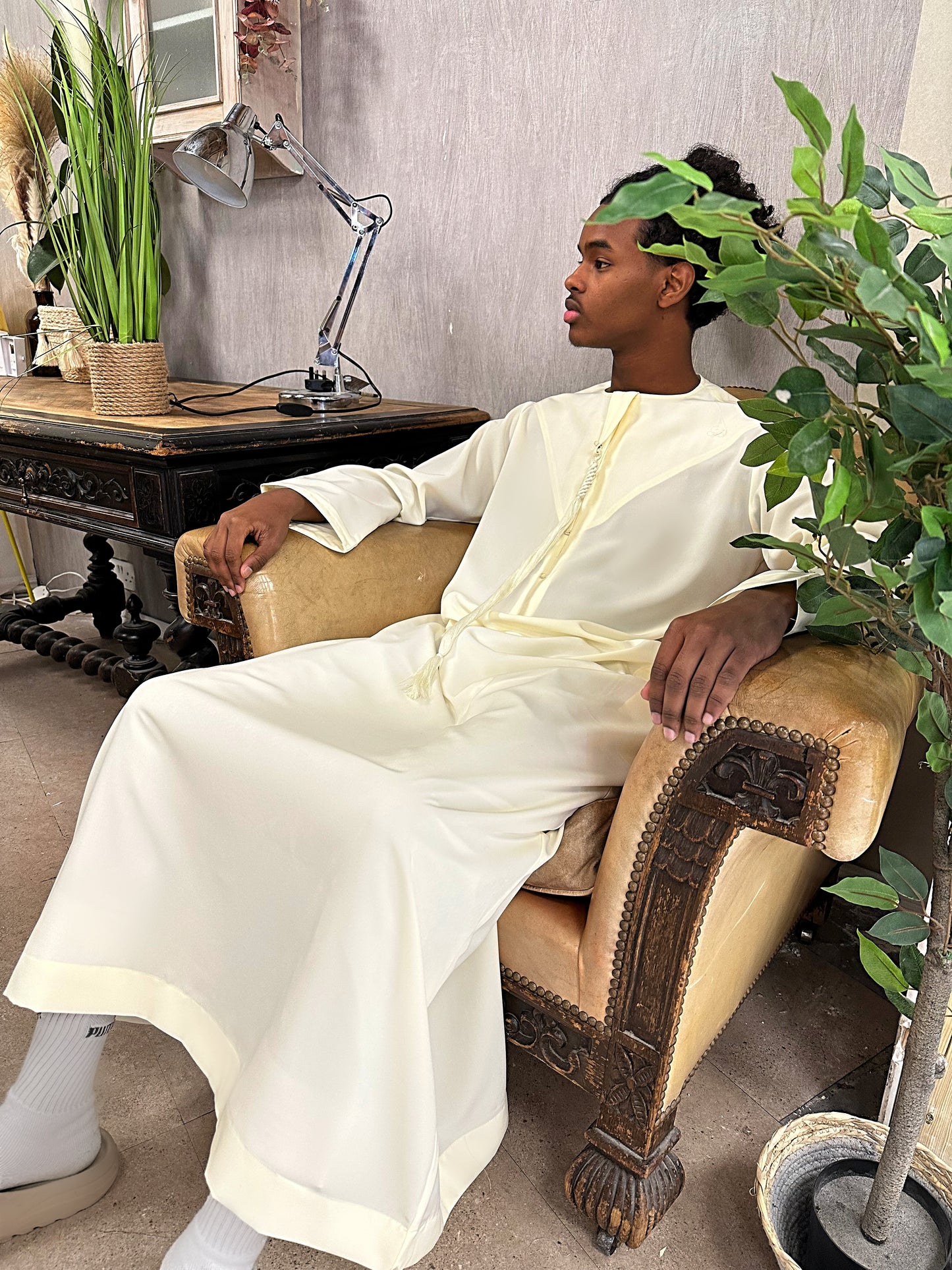 Premium Emirati Thobes '25